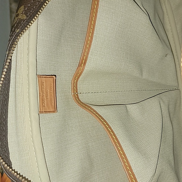 Louis Vuitton Monogram Deauville Boston Travel Hand Bag - Picture 11 of 12